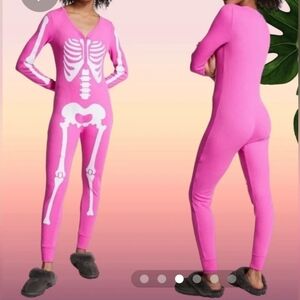 VS PINK SKELETON ONESIE.  XXL NWT